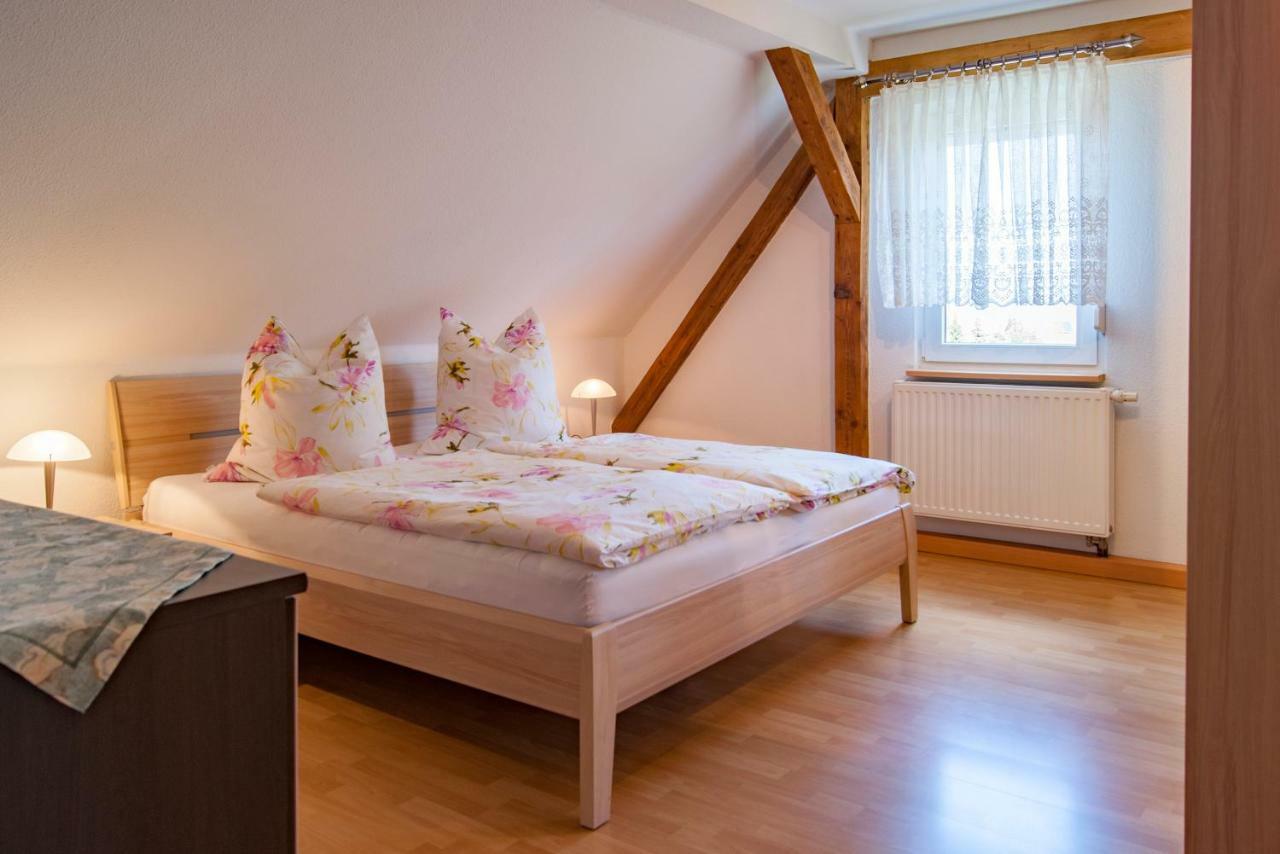 Dreiseitenhof Ferienwohnung Kuenzel Тарандт Экстерьер фото